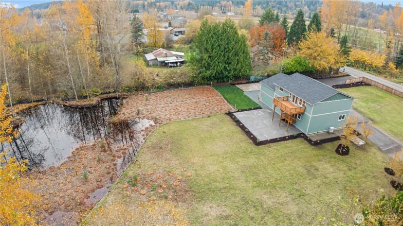 Property photo for 907 Orting Kapowsin Highway E, Orting photo 35