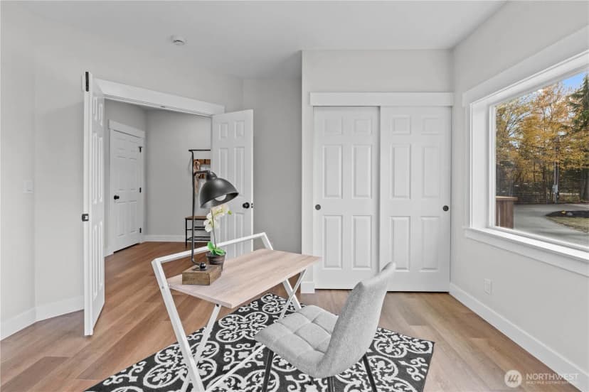 Property photo for 907 Orting Kapowsin Highway E, Orting photo 7