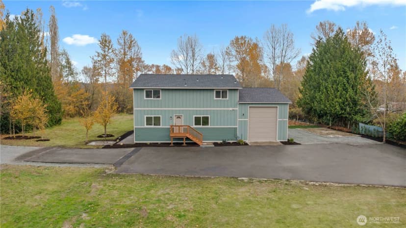 Property photo for 907 Orting Kapowsin Highway E, Orting photo 5