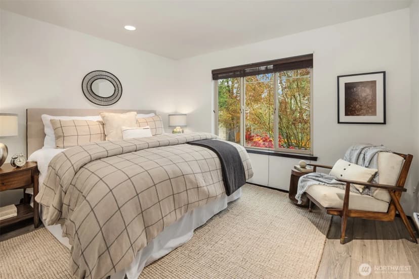 Property photo for 5935 Fauntleroy Way Sw #a, Seattle photo 12