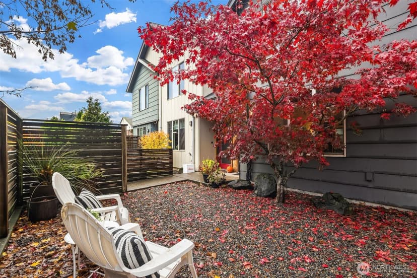 Property photo for 5935 Fauntleroy Way Sw #a, Seattle photo 17