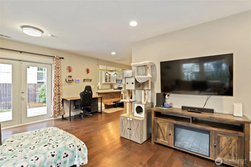 Property photo for 1134 N Callow Avenue, Bremerton photo 8