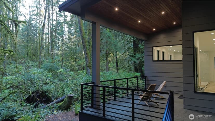 Property photo for 3 Cayuse Court, Bellingham photo 14