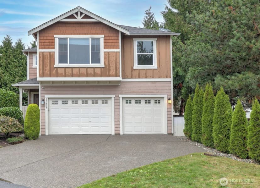 Property photo for 13609 9th Place W, Everett photo 2