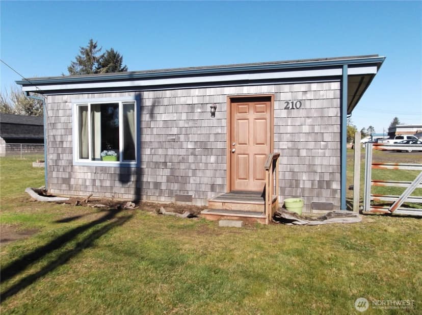 Property photo for 210 212 W Tacoma Avenue, Westport photo 2