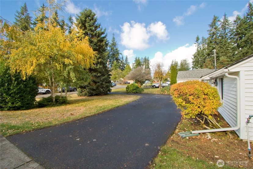Property photo for 22909 59th Avenue W, Mountlake Terrace photo 24