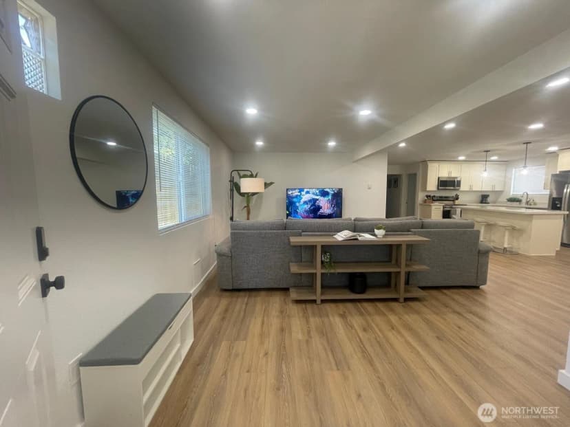 Property photo for 3730 Sw 99th Street, Seattle photo 17