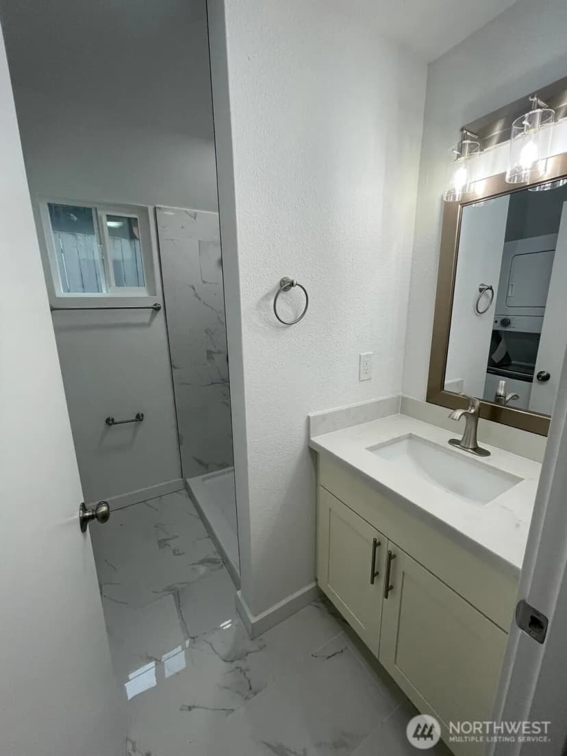 Property photo for 3730 Sw 99th Street, Seattle photo 27