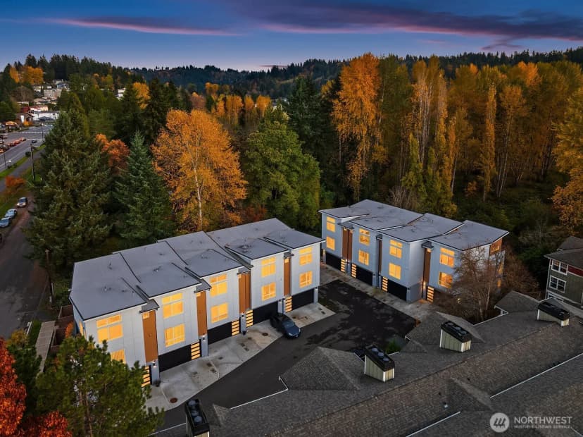 Property photo for 7721 Ne 175th Street #104, Kenmore photo 33