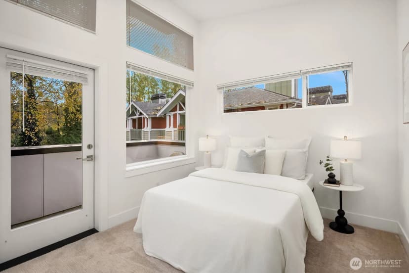 Property photo for 7721 Ne 175th Street #104, Kenmore photo 14
