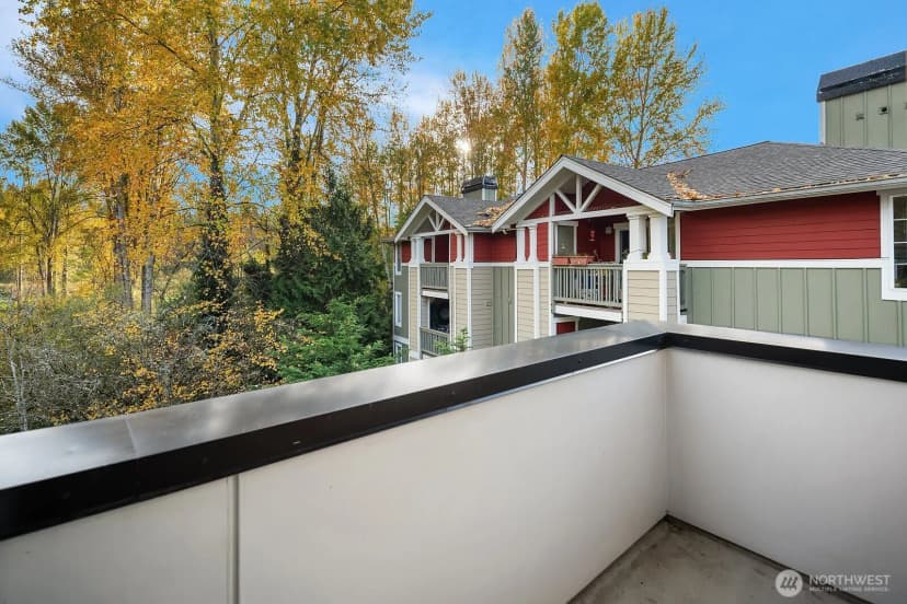 Property photo for 7721 Ne 175th Street #104, Kenmore photo 17
