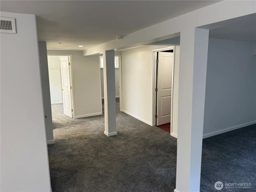 Property photo for 2205 31st Avenue S, Seattle photo 18
