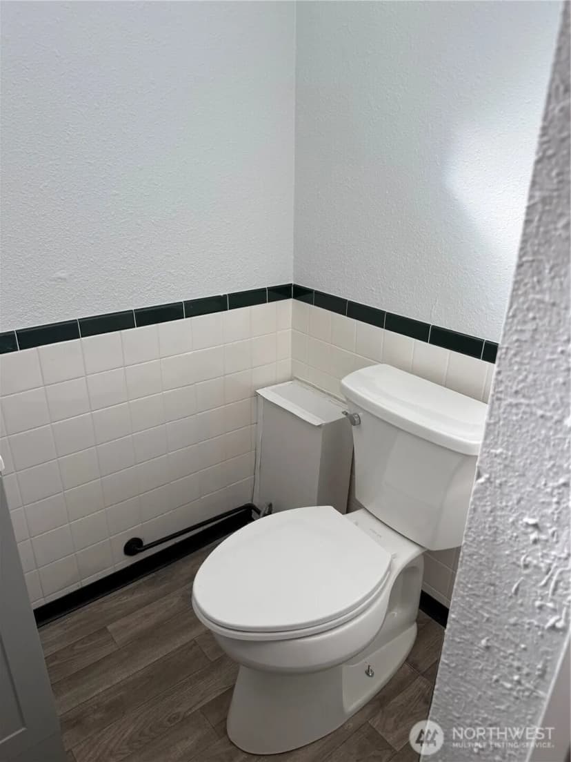 Property photo for 2205 31st Avenue S, Seattle photo 24