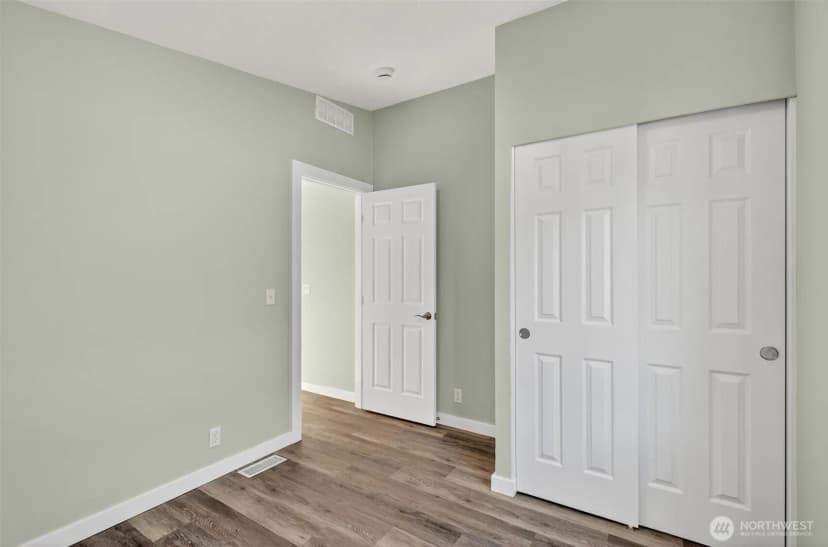 Property photo for 137 Collar Avenue, Morton photo 29