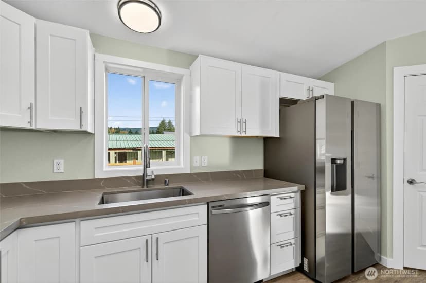 Property photo for 137 Collar Avenue, Morton photo 12
