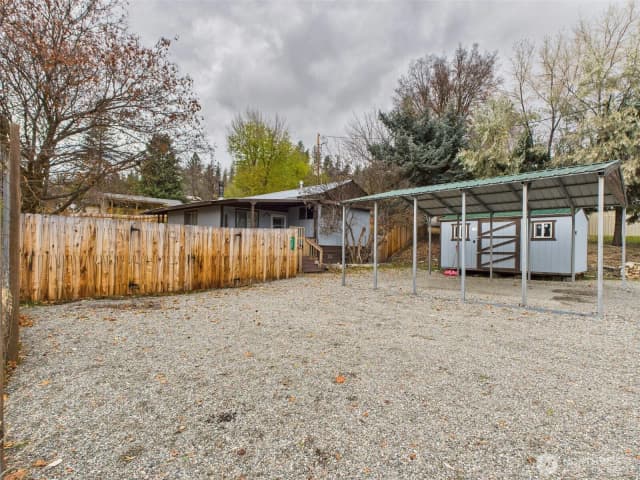 Property photo for 927 Hesse Boulevard, Republic photo 2