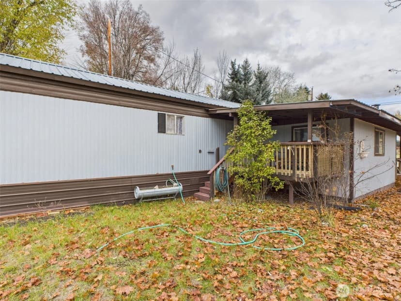 Property photo for 927 Hesse Boulevard, Republic photo 4