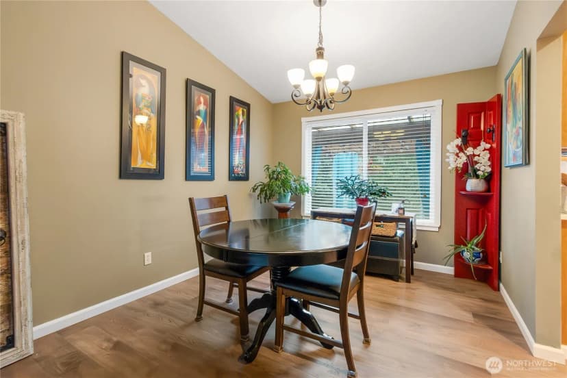 Property photo for 15616 40th Avenue E, Tacoma photo 8