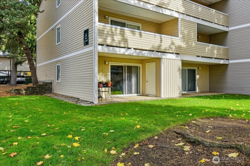 Property photo for 12515 Ne 132nd Court #a101, Kirkland photo 17