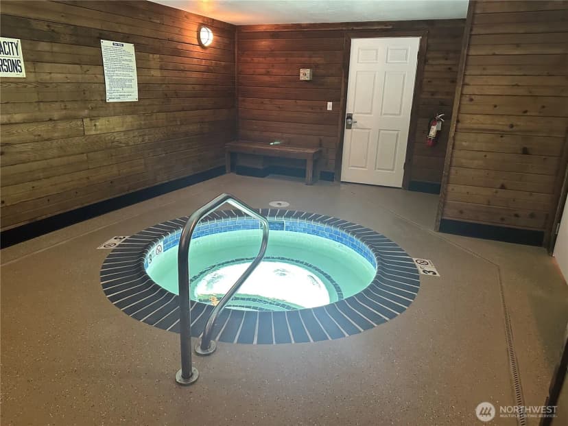 Property photo for 12515 Ne 132nd Court #a101, Kirkland photo 28