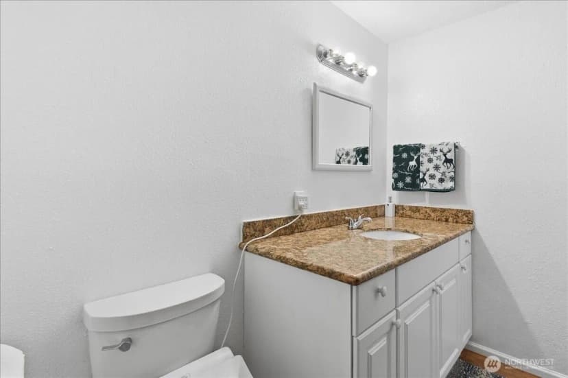 Property photo for 12515 Ne 132nd Court #a101, Kirkland photo 13