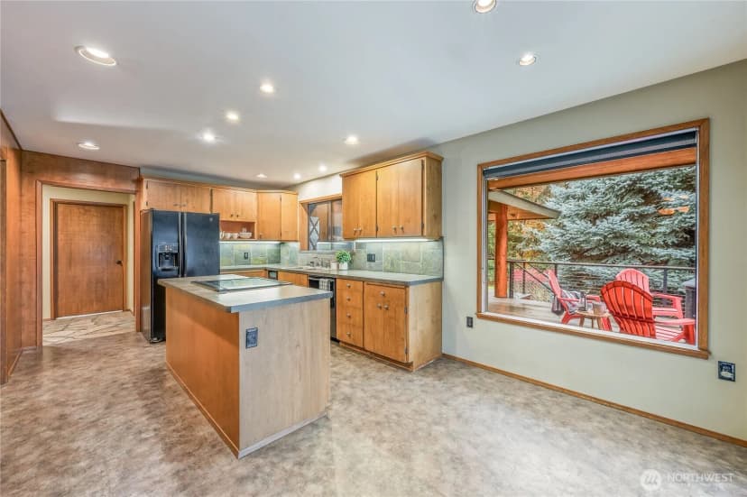 Property photo for 8200 E Leavenworth Road, Leavenworth photo 16