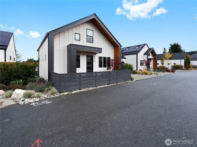 Property photo for 3918 Crosswinds Court, Anacortes