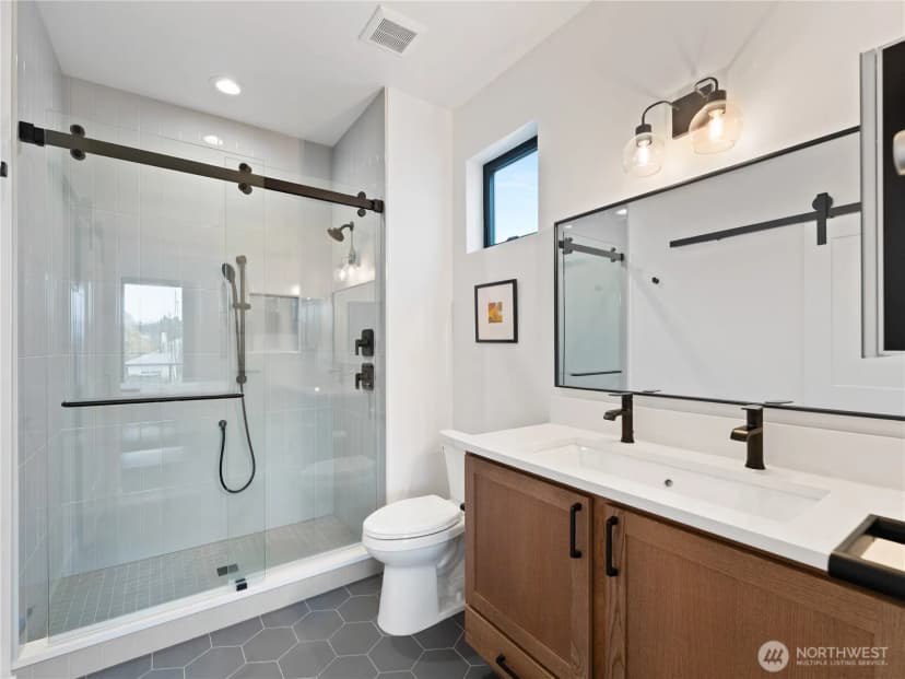 Property photo for 3918 Crosswinds Court, Anacortes photo 16