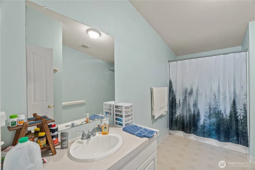 Property photo for 1614 W Martin Street, Elma photo 21