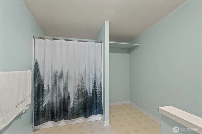 Property photo for 1614 W Martin Street, Elma photo 23