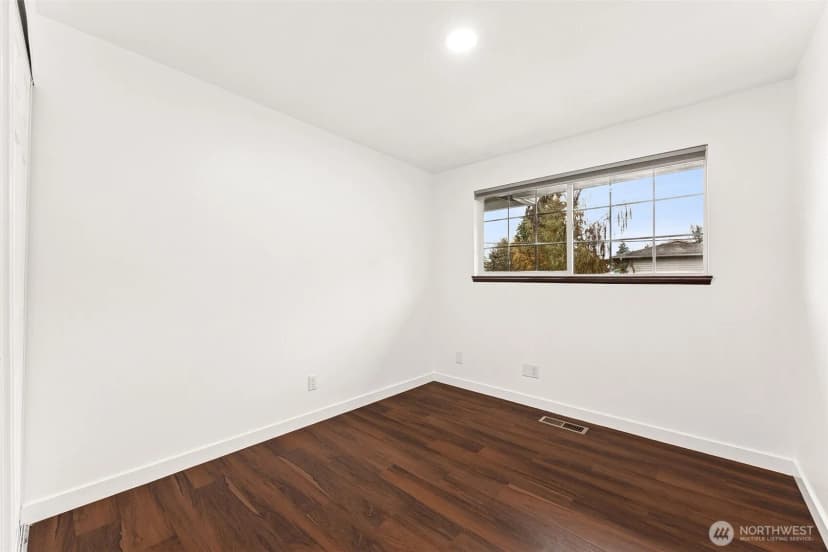Property photo for 29317 44th Place S, Auburn photo 10