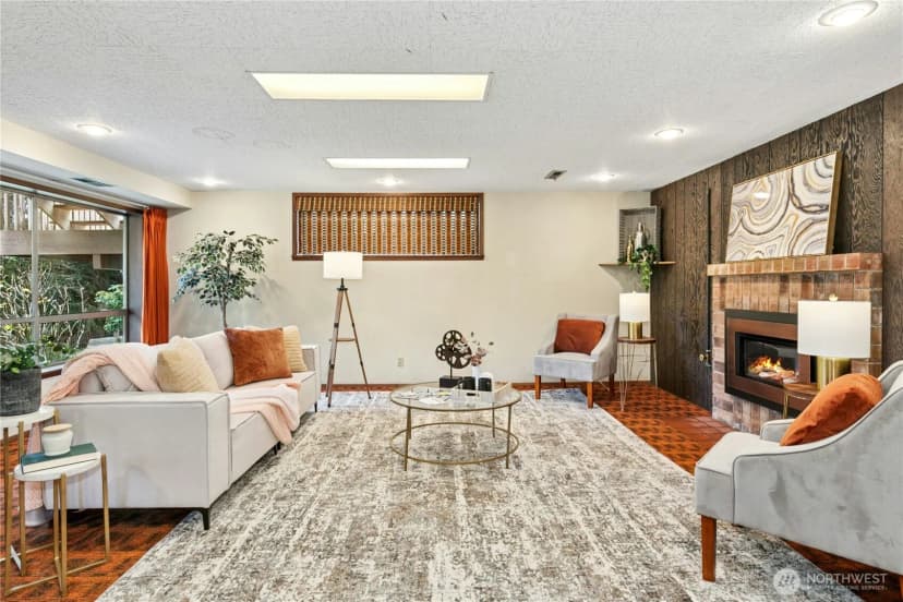 Property photo for 16730 32nd Place Ne, Lake Forest Park photo 24