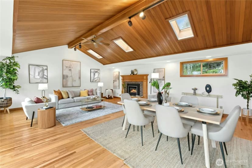 Property photo for 16730 32nd Place Ne, Lake Forest Park photo 12