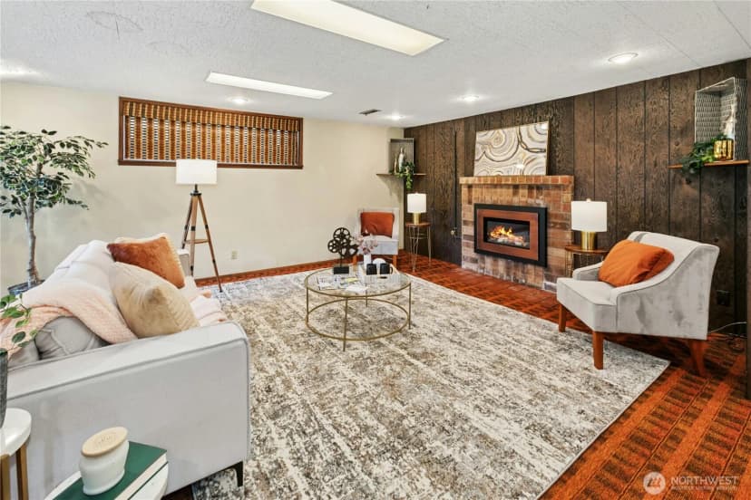 Property photo for 16730 32nd Place Ne, Lake Forest Park photo 25