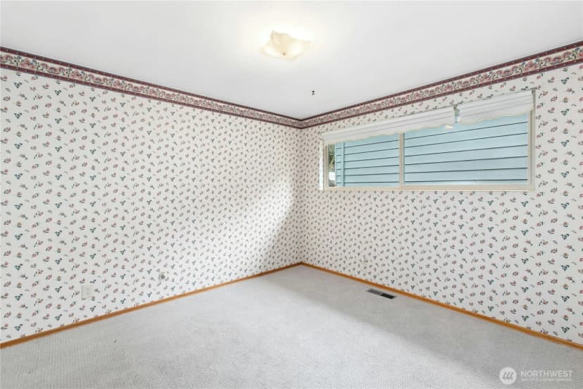 Property photo for 16730 32nd Place Ne, Lake Forest Park photo 21