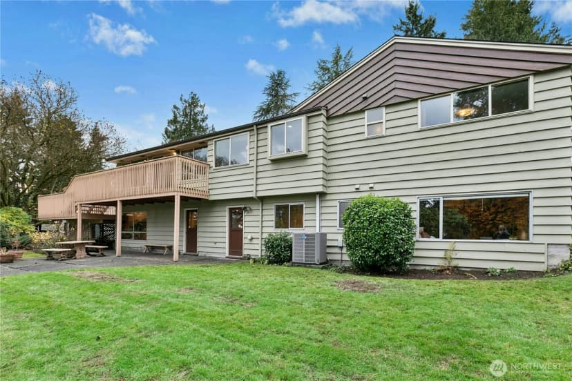 Property photo for 16730 32nd Place Ne, Lake Forest Park photo 32