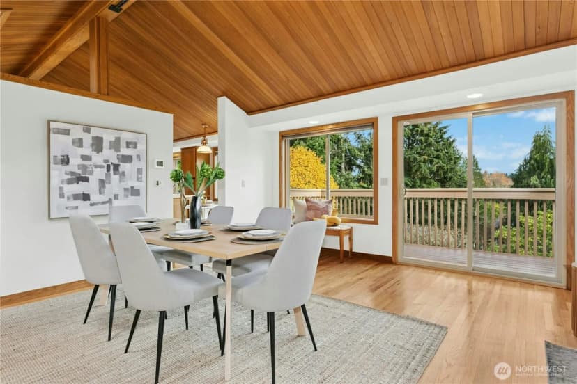 Property photo for 16730 32nd Place Ne, Lake Forest Park photo 13