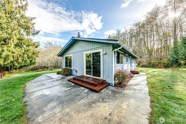 Property photo for 51644 Highway 112, Port Angeles photo 3