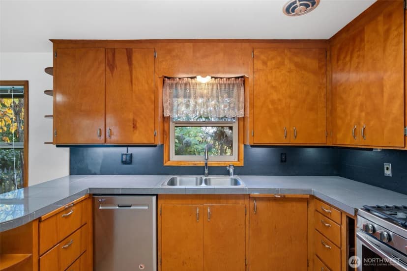 Property photo for 27810 Ne 10th Avenue, Ridgefield photo 16