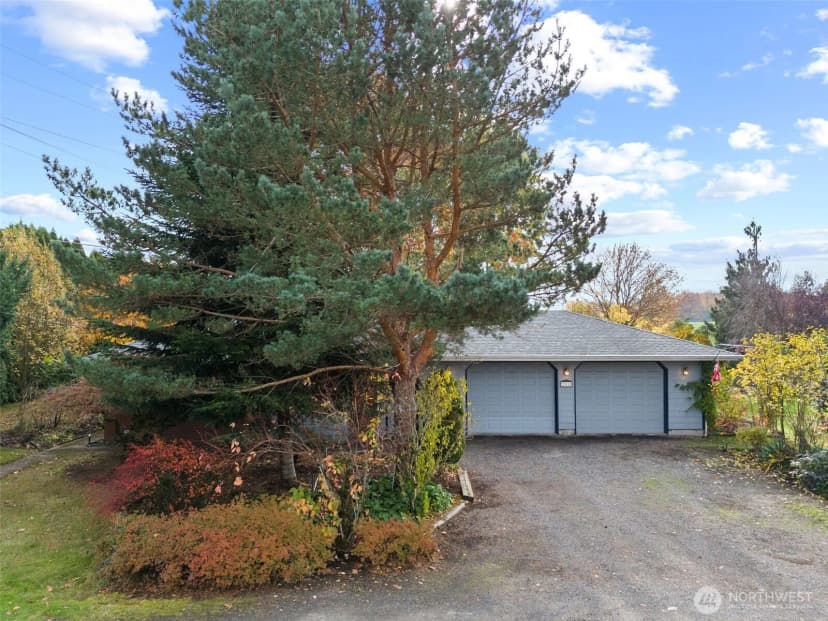 Property photo for 27810 Ne 10th Avenue, Ridgefield photo 2