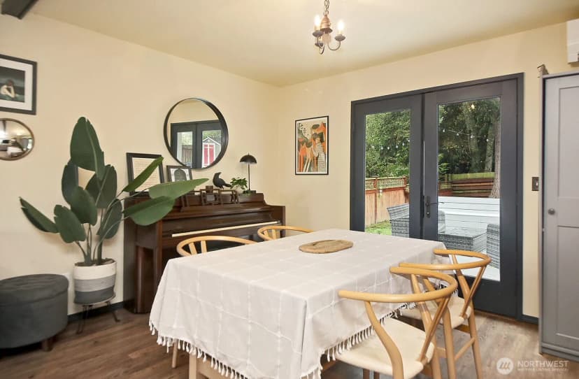 Property photo for 2575 Hillis Drive, Langley photo 6