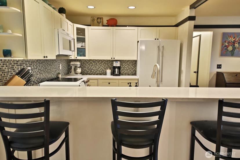 Property photo for 2575 Hillis Drive, Langley photo 8