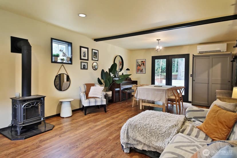 Property photo for 2575 Hillis Drive, Langley photo 5