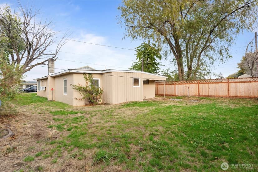 Property photo for 19160 Nw Franklin Street, Soap Lake photo 25