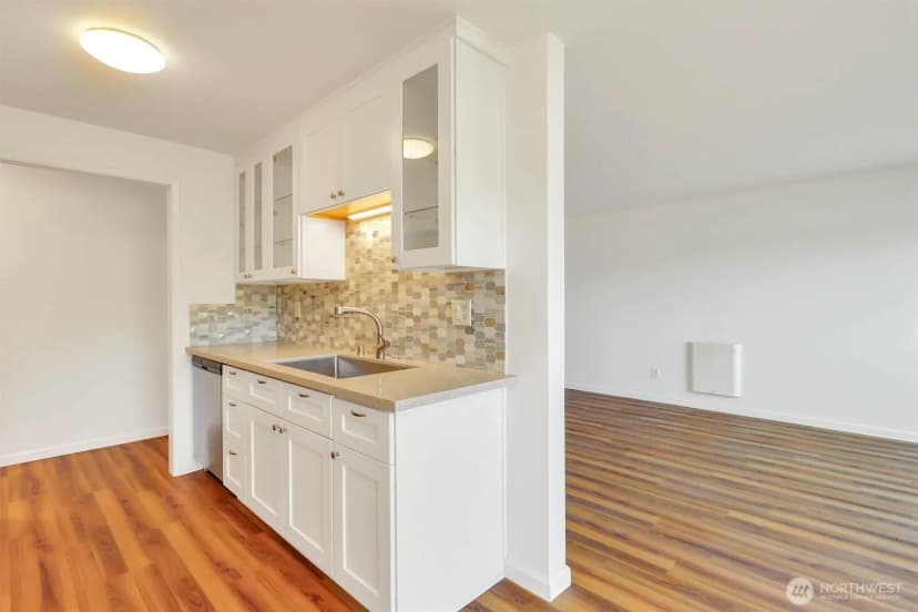 Property photo for 19414 Aurora Avenue N #107, Shoreline photo 22