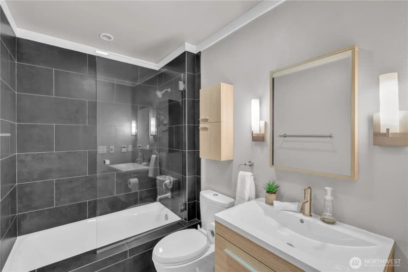 Property photo for 303 E Pike Street #603, Seattle photo 22