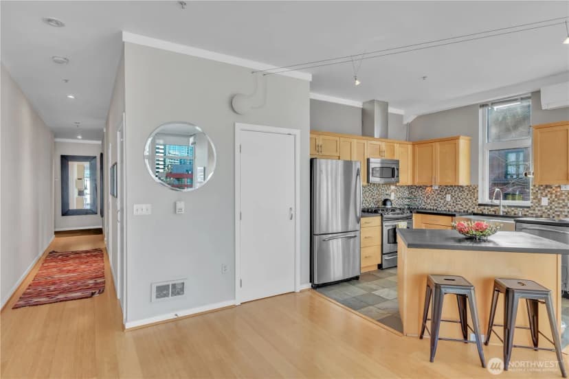 Property photo for 303 E Pike Street #603, Seattle photo 6