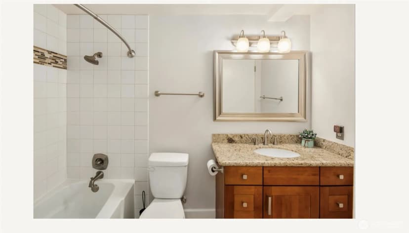 Property photo for 919 2nd Avenue W #204, Seattle photo 12