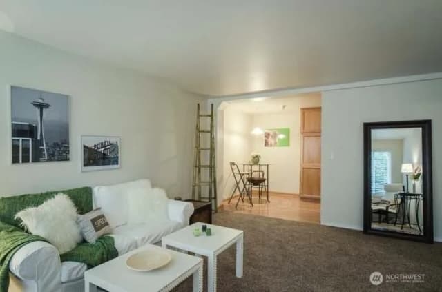 Property photo for 919 2nd Avenue W #204, Seattle photo 5