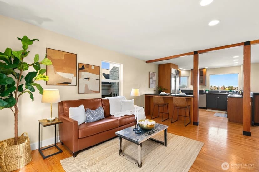 Property photo for 2631 38th Avenue W, Seattle photo 10